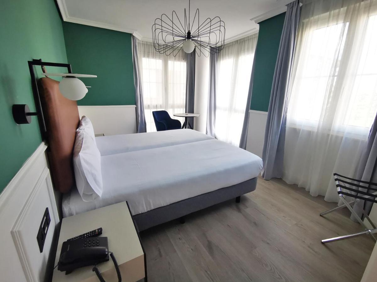 Hotel Don Rodrigo بالينثيا المظهر الخارجي الصورة