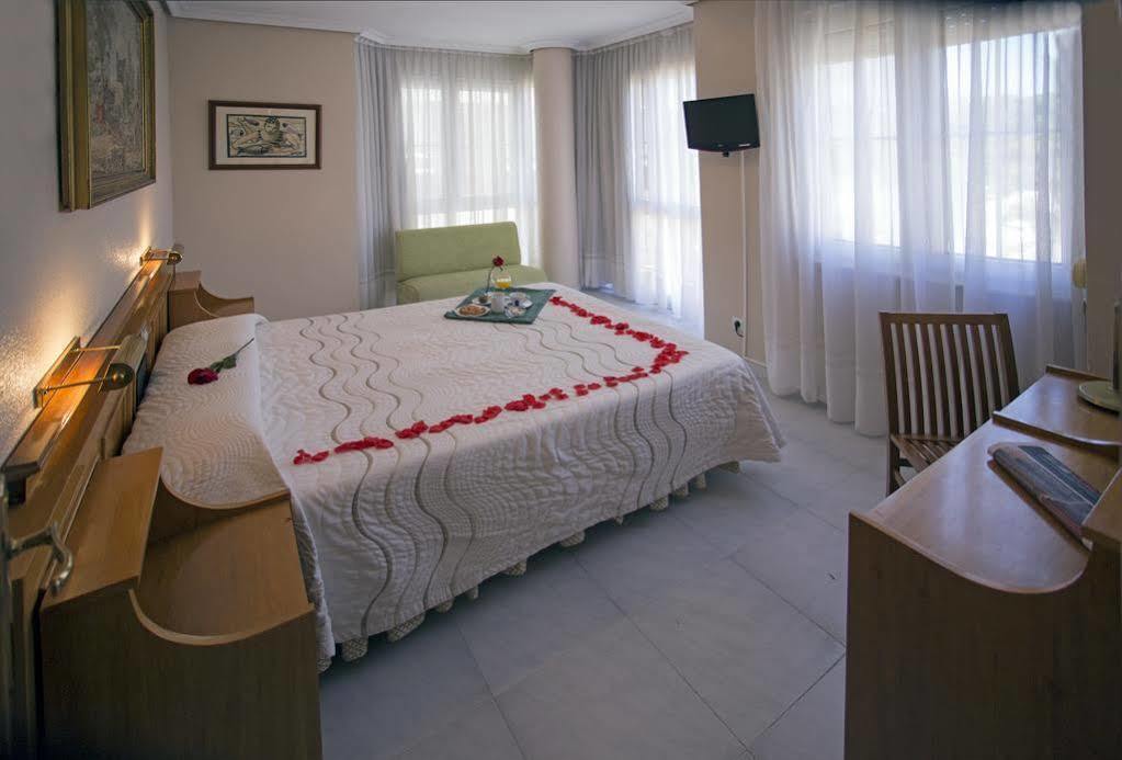 Hotel Don Rodrigo بالينثيا المظهر الخارجي الصورة