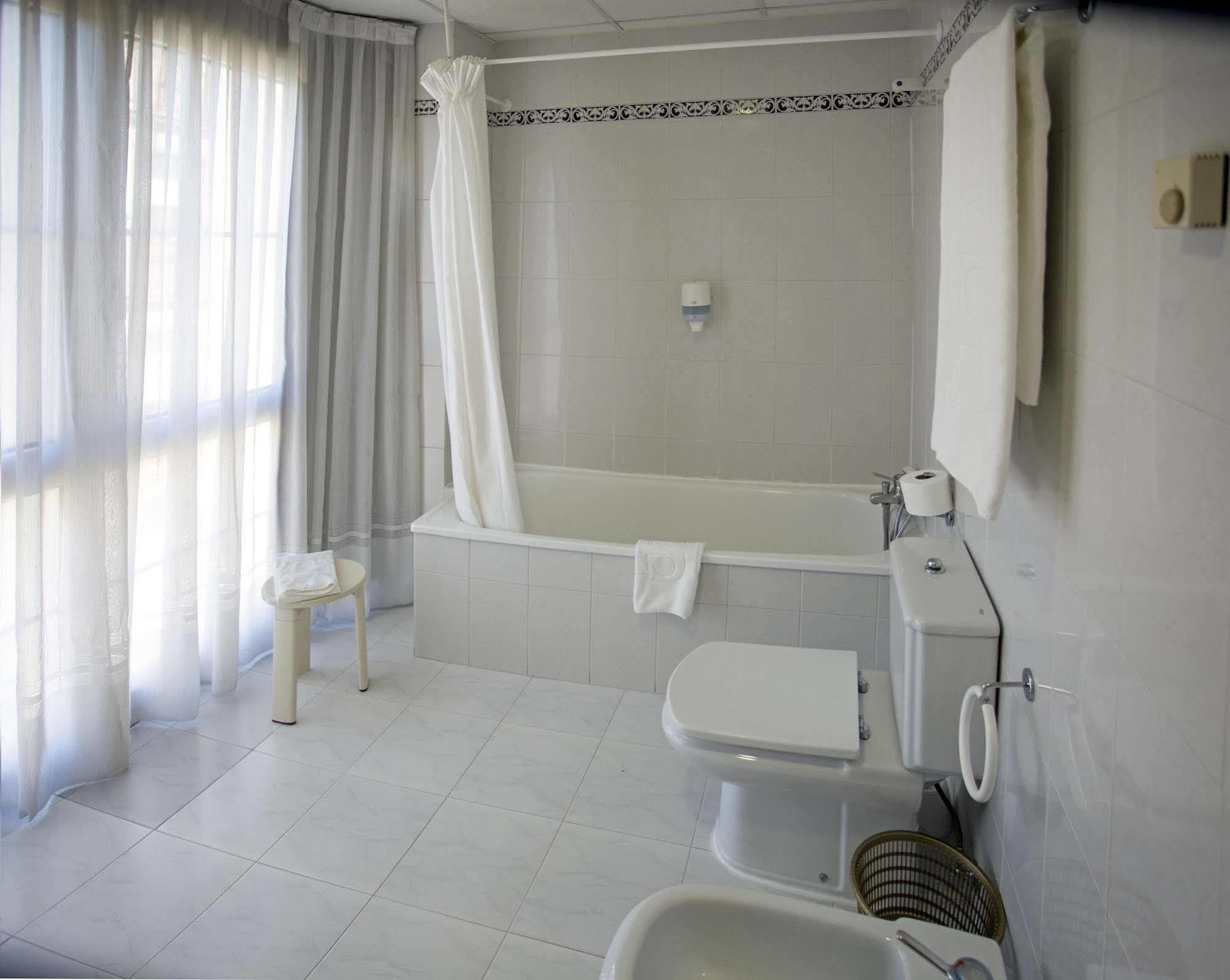 Hotel Don Rodrigo بالينثيا المظهر الخارجي الصورة