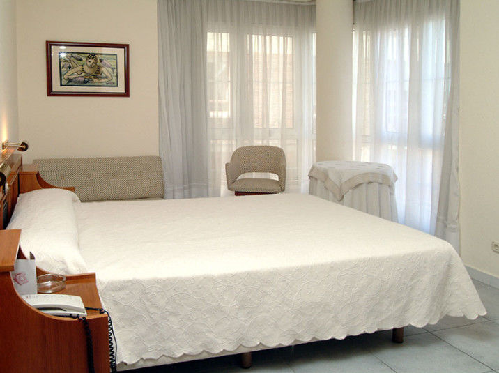Hotel Don Rodrigo بالينثيا المظهر الخارجي الصورة